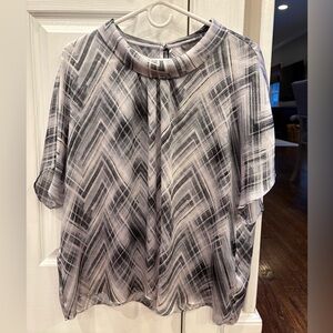 Vince Camuto Monochrome Chevron Blouse
